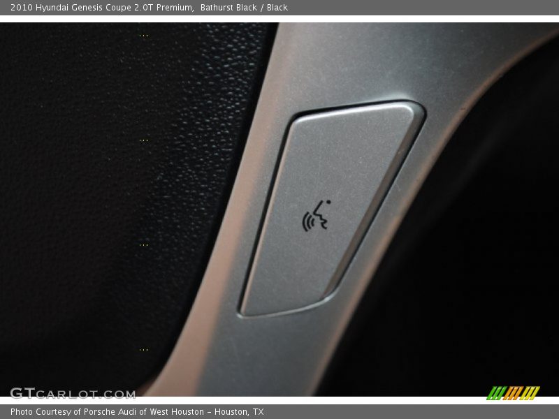 Bathurst Black / Black 2010 Hyundai Genesis Coupe 2.0T Premium