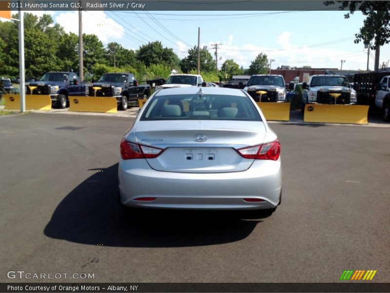 Radiant Silver / Gray 2011 Hyundai Sonata GLS