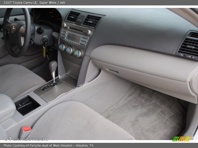 Super White / Ash 2007 Toyota Camry LE