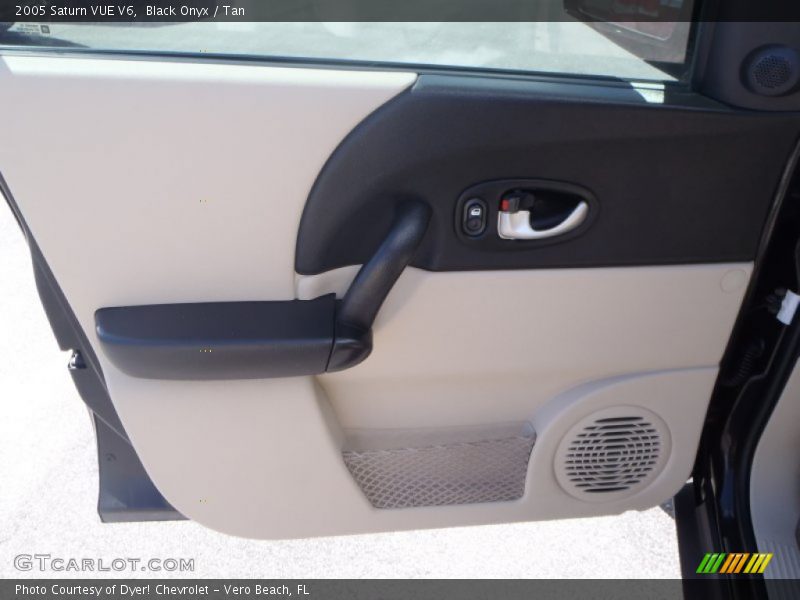 Black Onyx / Tan 2005 Saturn VUE V6