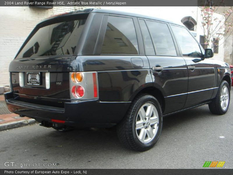 Adriatic Blue Metallic / Ivory/Aspen 2004 Land Rover Range Rover HSE