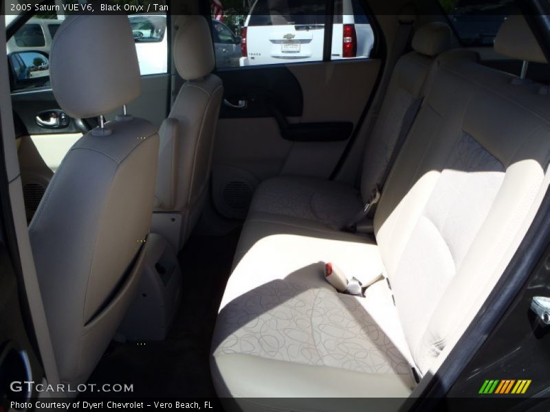 Black Onyx / Tan 2005 Saturn VUE V6