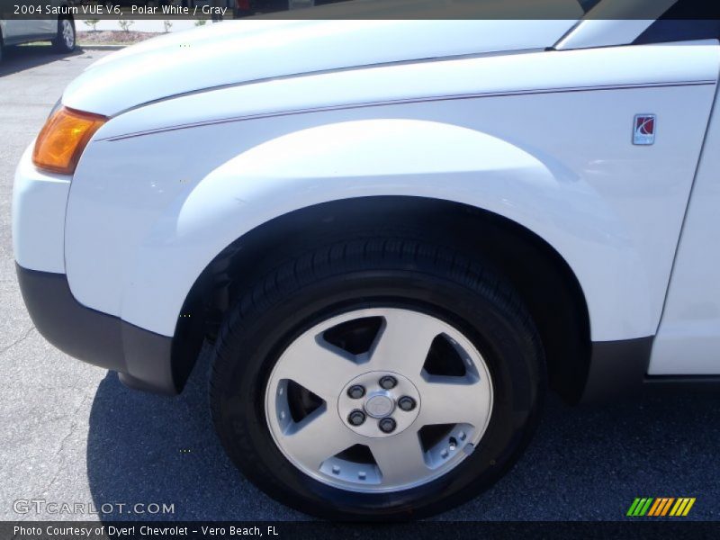 Polar White / Gray 2004 Saturn VUE V6