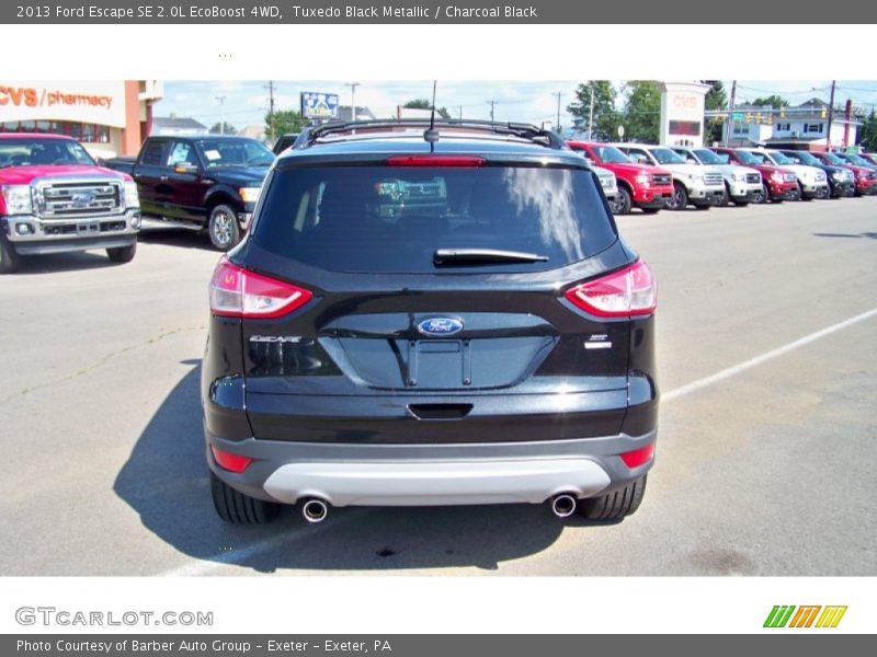Tuxedo Black Metallic / Charcoal Black 2013 Ford Escape SE 2.0L EcoBoost 4WD