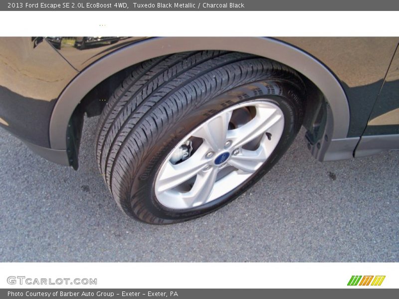 Tuxedo Black Metallic / Charcoal Black 2013 Ford Escape SE 2.0L EcoBoost 4WD
