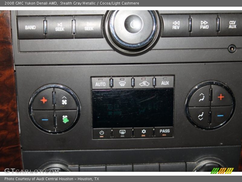 Stealth Gray Metallic / Cocoa/Light Cashmere 2008 GMC Yukon Denali AWD