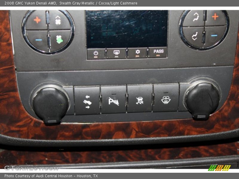 Stealth Gray Metallic / Cocoa/Light Cashmere 2008 GMC Yukon Denali AWD