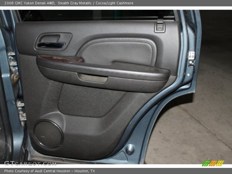 Stealth Gray Metallic / Cocoa/Light Cashmere 2008 GMC Yukon Denali AWD