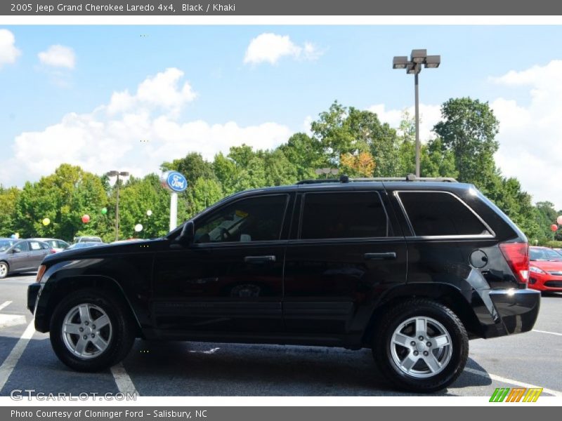 Black / Khaki 2005 Jeep Grand Cherokee Laredo 4x4