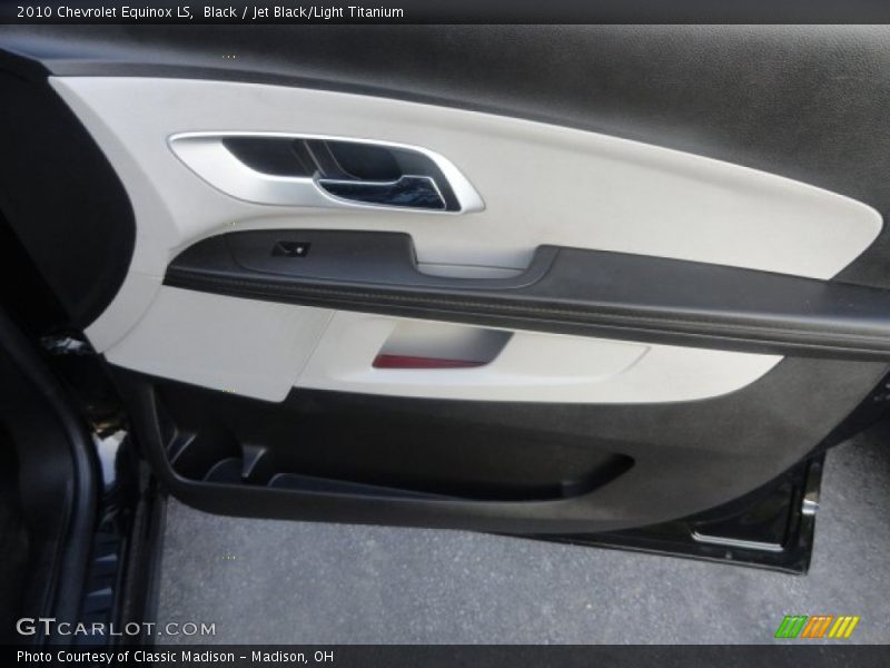 Black / Jet Black/Light Titanium 2010 Chevrolet Equinox LS