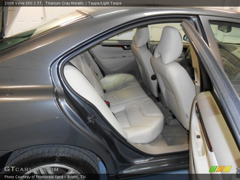 Titanium Gray Metallic / Taupe/Light Taupe 2006 Volvo S60 2.5T