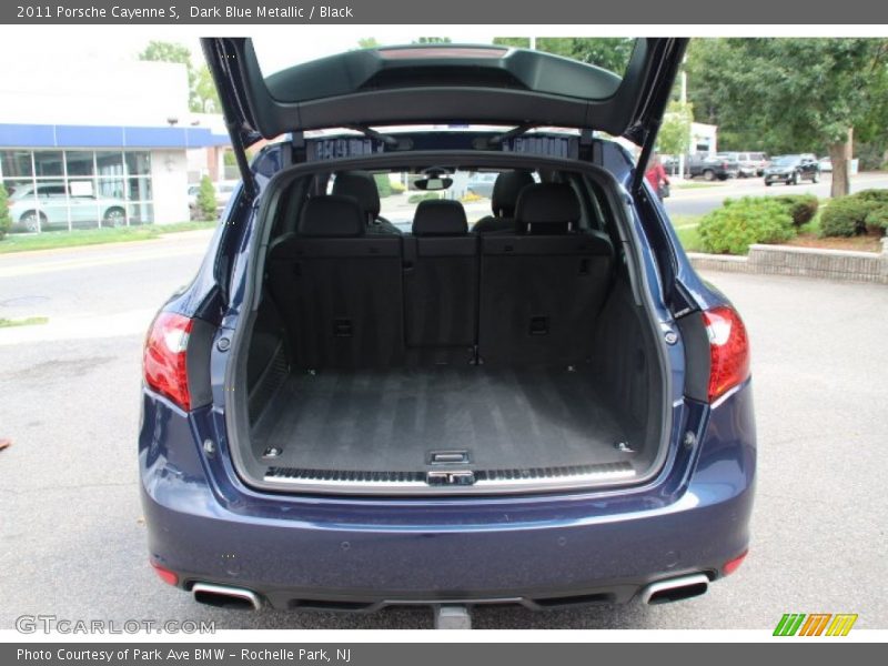 Dark Blue Metallic / Black 2011 Porsche Cayenne S