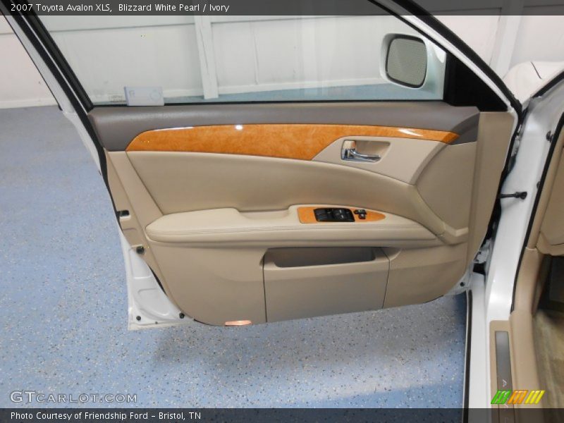 Blizzard White Pearl / Ivory 2007 Toyota Avalon XLS