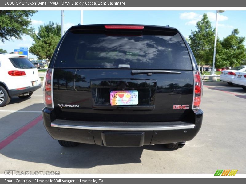 Onyx Black / Cocoa/Light Cashmere 2008 GMC Yukon Denali AWD