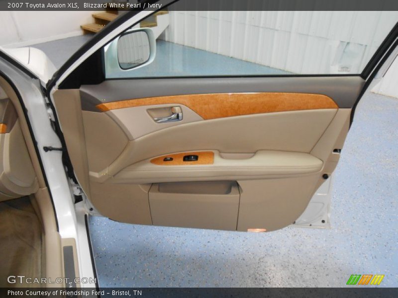 Blizzard White Pearl / Ivory 2007 Toyota Avalon XLS