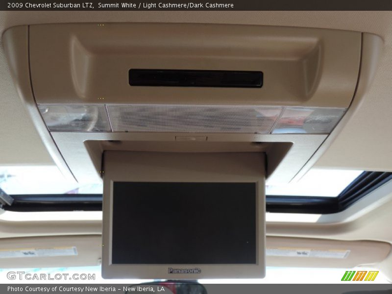 Summit White / Light Cashmere/Dark Cashmere 2009 Chevrolet Suburban LTZ
