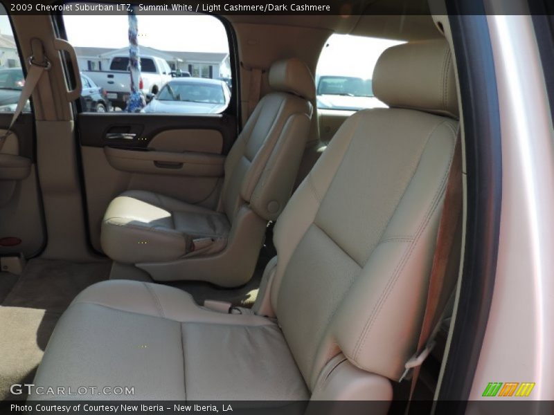 Summit White / Light Cashmere/Dark Cashmere 2009 Chevrolet Suburban LTZ