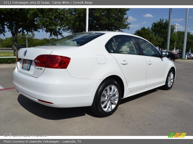 Candy White / Cornsilk Beige 2011 Volkswagen Jetta SE Sedan