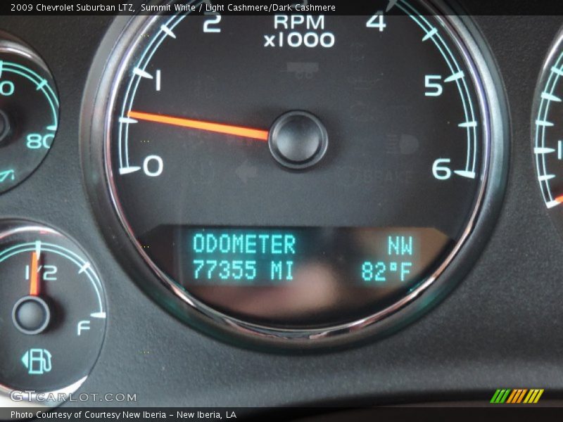 Summit White / Light Cashmere/Dark Cashmere 2009 Chevrolet Suburban LTZ