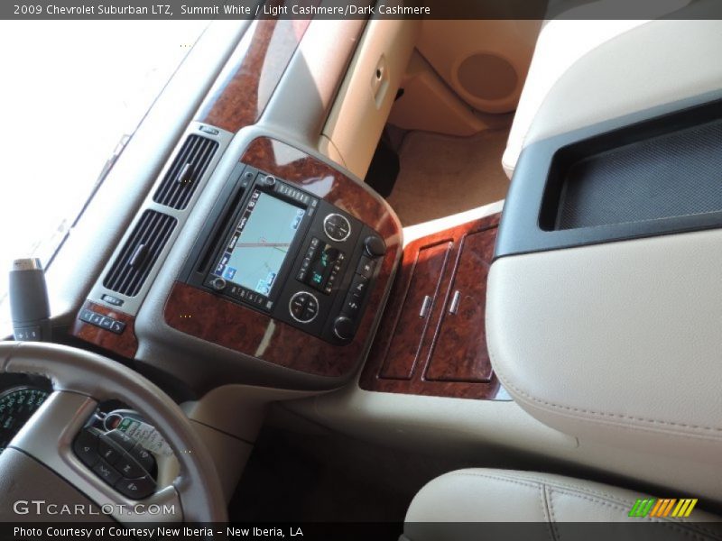 Summit White / Light Cashmere/Dark Cashmere 2009 Chevrolet Suburban LTZ