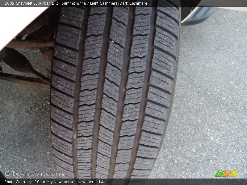 Summit White / Light Cashmere/Dark Cashmere 2009 Chevrolet Suburban LTZ