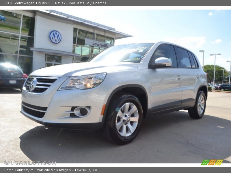 Reflex Silver Metallic / Charcoal 2010 Volkswagen Tiguan SE