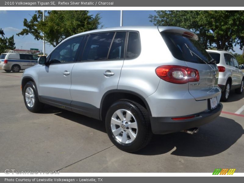 Reflex Silver Metallic / Charcoal 2010 Volkswagen Tiguan SE