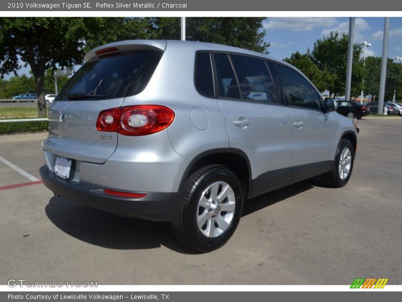 Reflex Silver Metallic / Charcoal 2010 Volkswagen Tiguan SE