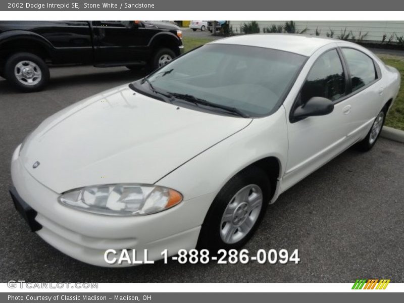 Stone White / Sandstone 2002 Dodge Intrepid SE