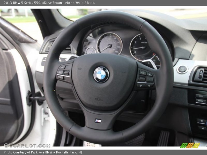  2013 5 Series 550i xDrive Sedan Steering Wheel