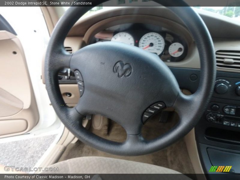 Stone White / Sandstone 2002 Dodge Intrepid SE