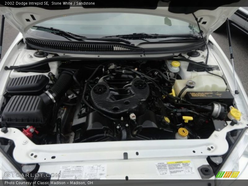 Stone White / Sandstone 2002 Dodge Intrepid SE