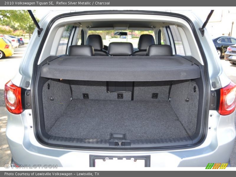Reflex Silver Metallic / Charcoal 2010 Volkswagen Tiguan SE