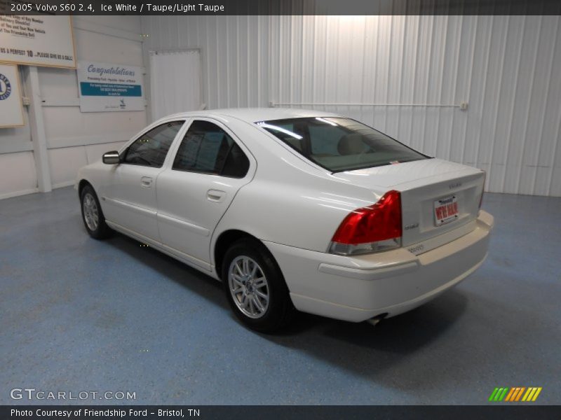 Ice White / Taupe/Light Taupe 2005 Volvo S60 2.4