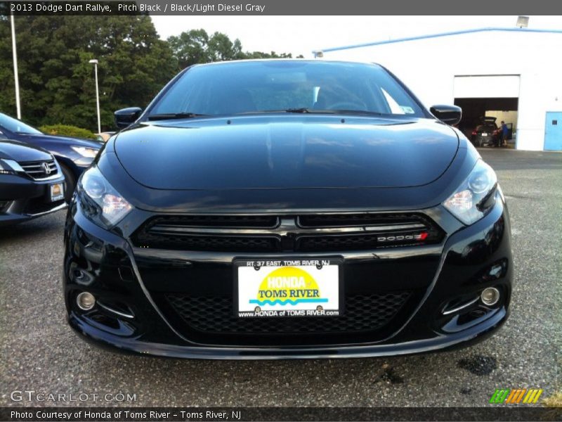 Pitch Black / Black/Light Diesel Gray 2013 Dodge Dart Rallye