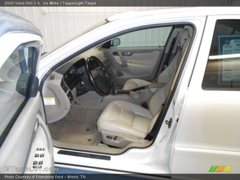 Ice White / Taupe/Light Taupe 2005 Volvo S60 2.4