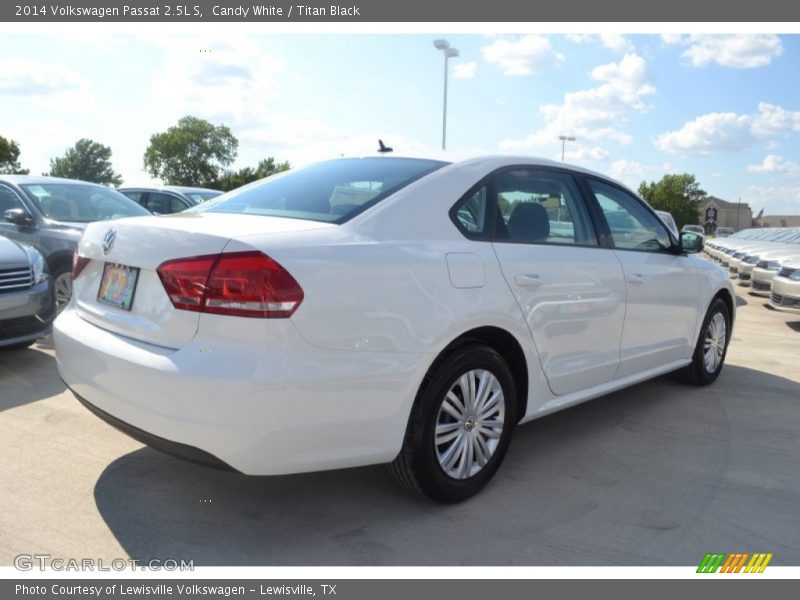 Candy White / Titan Black 2014 Volkswagen Passat 2.5L S