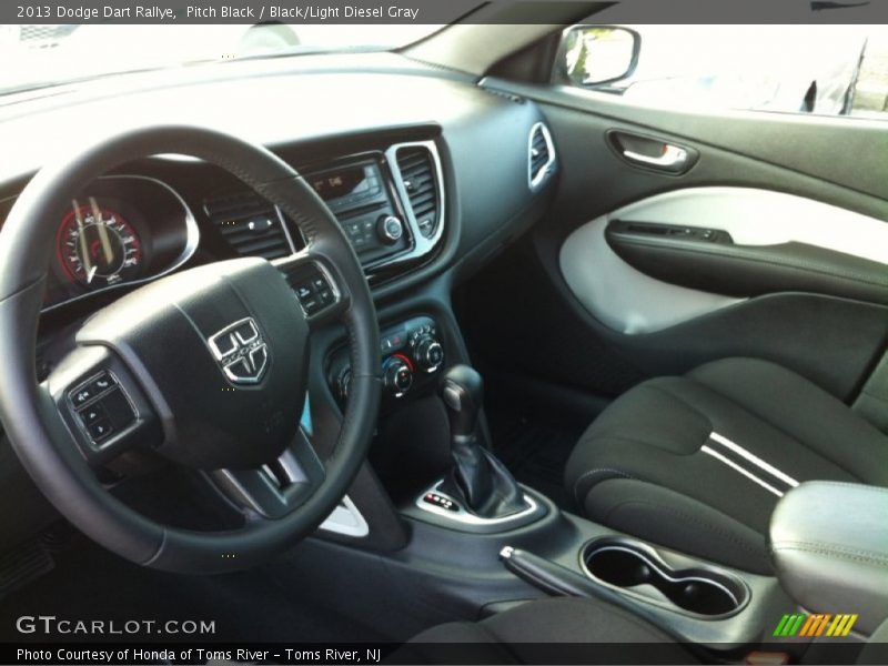 Pitch Black / Black/Light Diesel Gray 2013 Dodge Dart Rallye