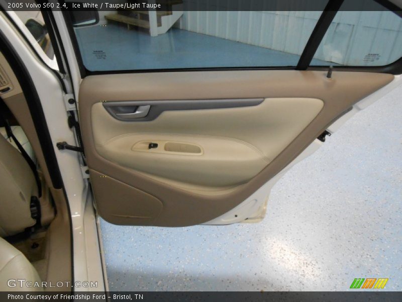 Ice White / Taupe/Light Taupe 2005 Volvo S60 2.4