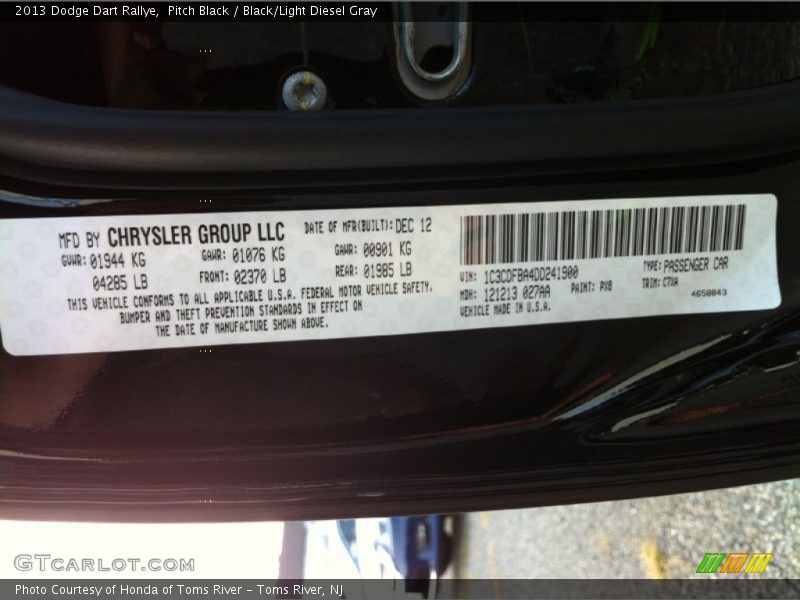 Pitch Black / Black/Light Diesel Gray 2013 Dodge Dart Rallye