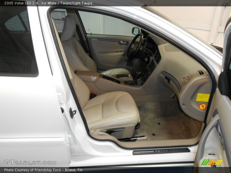 Ice White / Taupe/Light Taupe 2005 Volvo S60 2.4