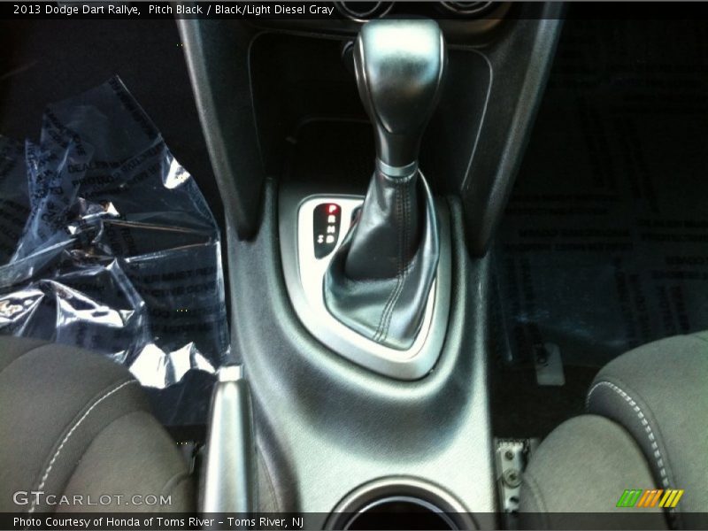 Pitch Black / Black/Light Diesel Gray 2013 Dodge Dart Rallye