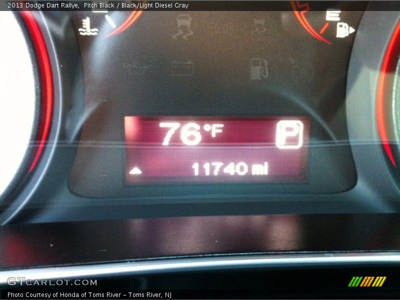 Pitch Black / Black/Light Diesel Gray 2013 Dodge Dart Rallye