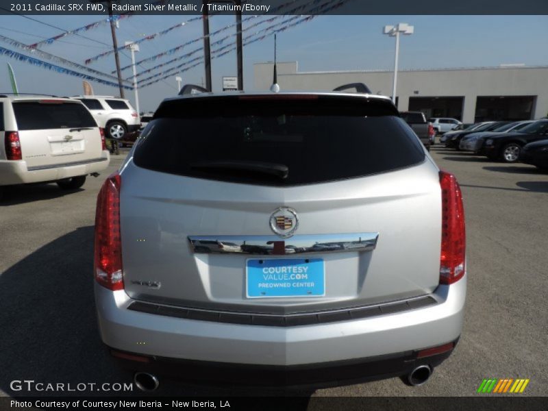 Radiant Silver Metallic / Titanium/Ebony 2011 Cadillac SRX FWD