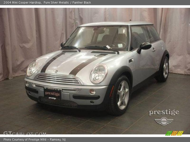 Pure Silver Metallic / Panther Black 2004 Mini Cooper Hardtop