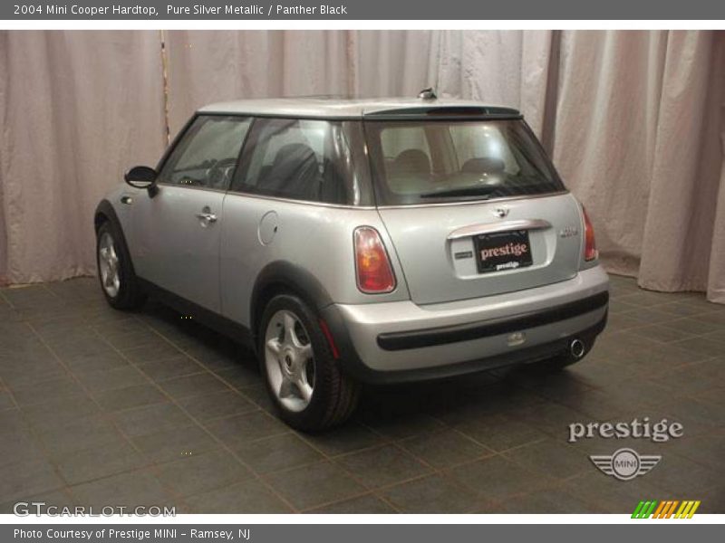 Pure Silver Metallic / Panther Black 2004 Mini Cooper Hardtop