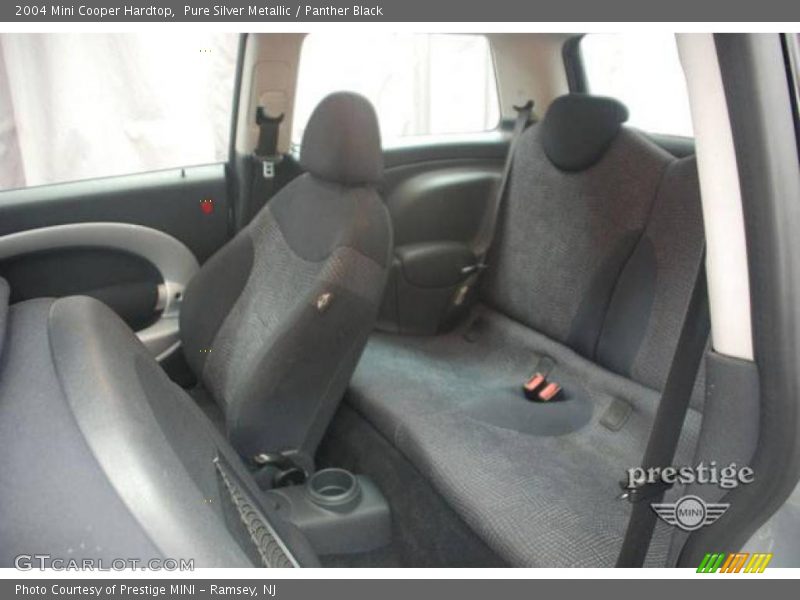Pure Silver Metallic / Panther Black 2004 Mini Cooper Hardtop