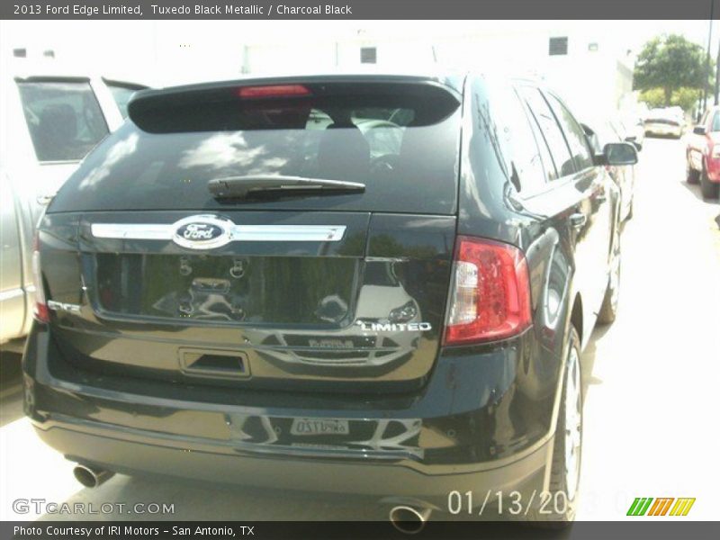 Tuxedo Black Metallic / Charcoal Black 2013 Ford Edge Limited