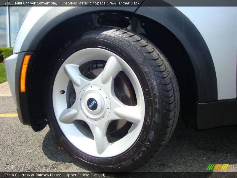 Pure Silver Metallic / Space Grey/Panther Black 2005 Mini Cooper Convertible