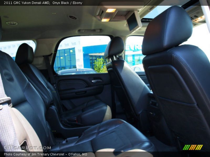 Onyx Black / Ebony 2011 GMC Yukon Denali AWD